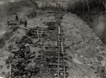 A1_Sperrmauerbaugrube_in_der_Talsohle